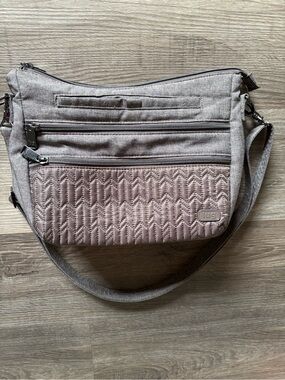 Lug Slider Crossbody Bag Heather Grey Quilted Travel Purse Multi Pocket RFID